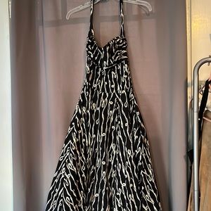 Fully lined summer dress size 4
